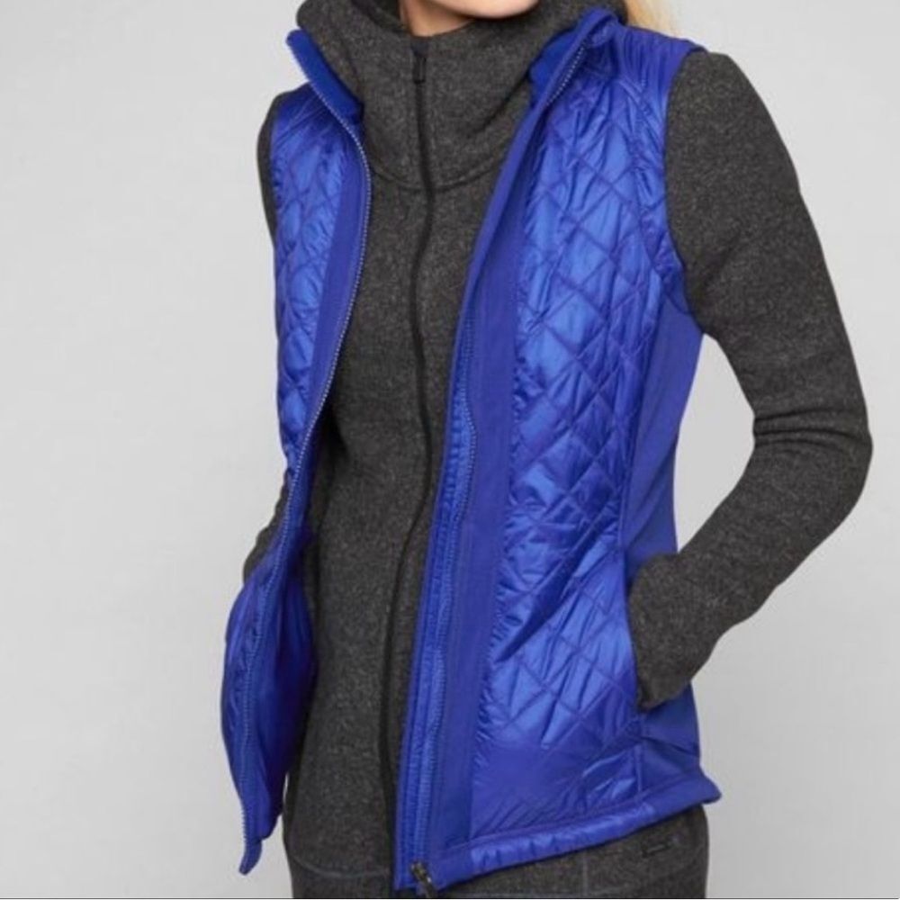 Athleta Rock Springs Quilted Vest Royal Blue Zip Ip Pockets Mock Neck Size S